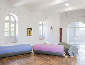 Ellande Jaureguiberry, Agni, 2021 / Florence Doléac Floating Minds, 2007/ Géraldine Kosiak Athéna, 2020 / Duo Y, Chevalier de lumière, see punk, 2021 - Agrandir l'image (fenêtre modale)