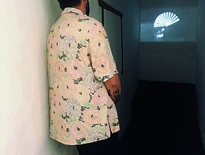 Ulla von Brandenburg.The Objects, 2009 Vidéo super 16 mm transférée, noir & blanc, muet (4’45’’) Crédit photo : Memento - Agrandir l'image (fenêtre modale)